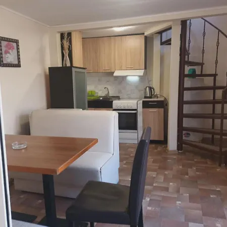 Appartement Danita & Diva Restaurant Bbq&pool Bar *