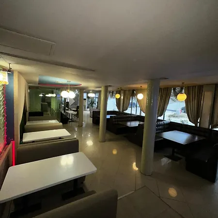 アパート Danita & Diva Restaurant Bbq&pool Bar